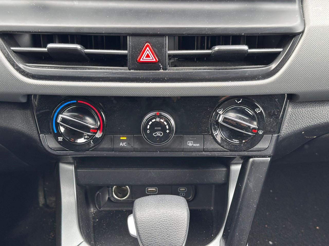 2025 Kia Seltos LX AWD Photo