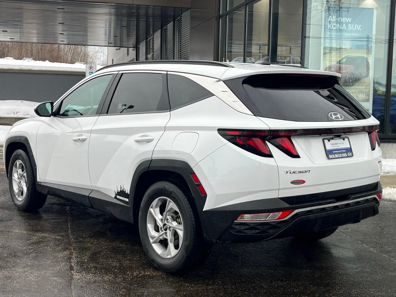 2022 Hyundai Tucson Preferred AWD Photo4