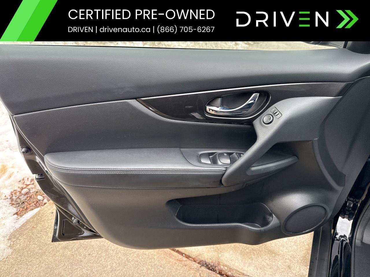 2019 Nissan Rogue FWD S Photo