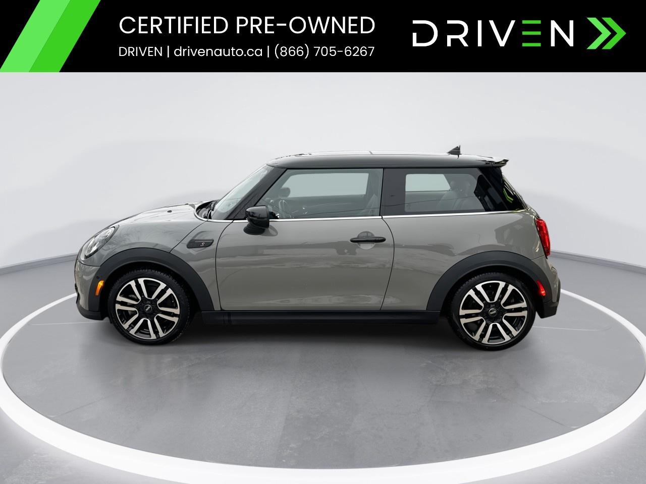 2022 MINI 3 Door Cooper S FWD Photo4