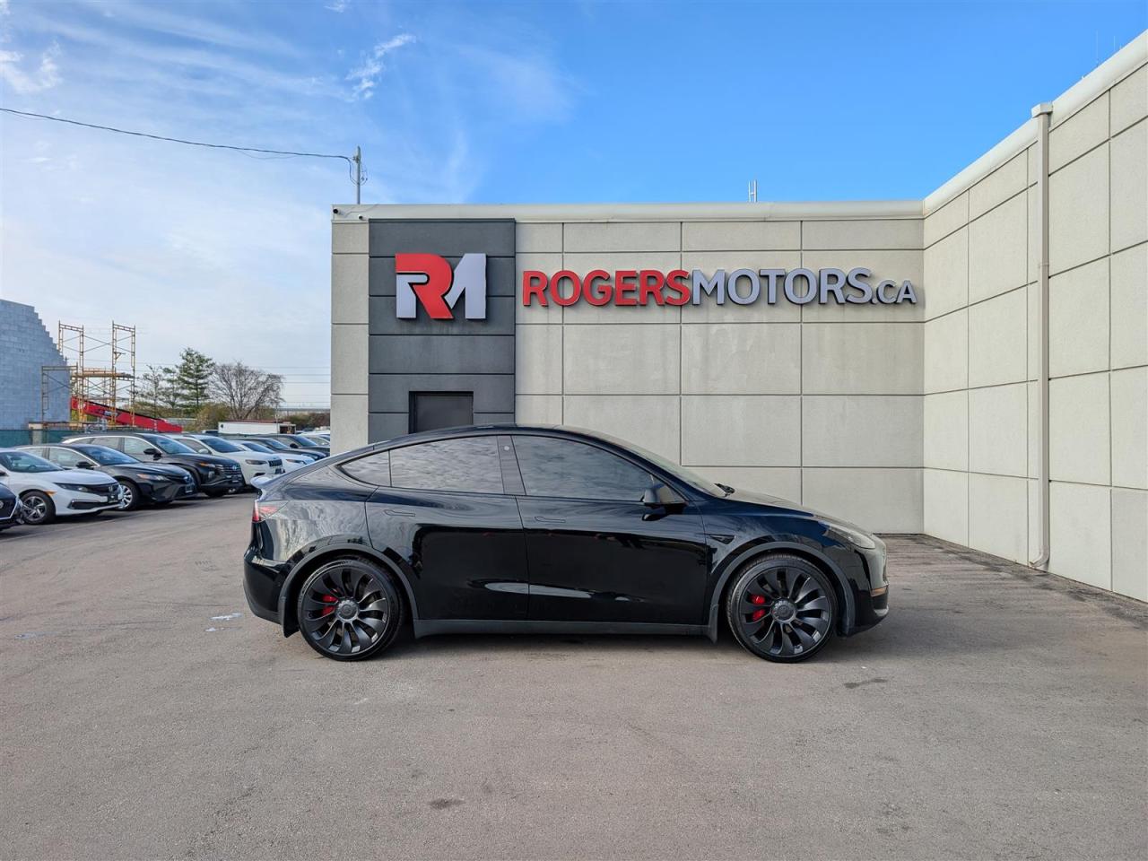 2022 Tesla Model Y PERFORMANCE AWD - DUAL MOTOR Photo