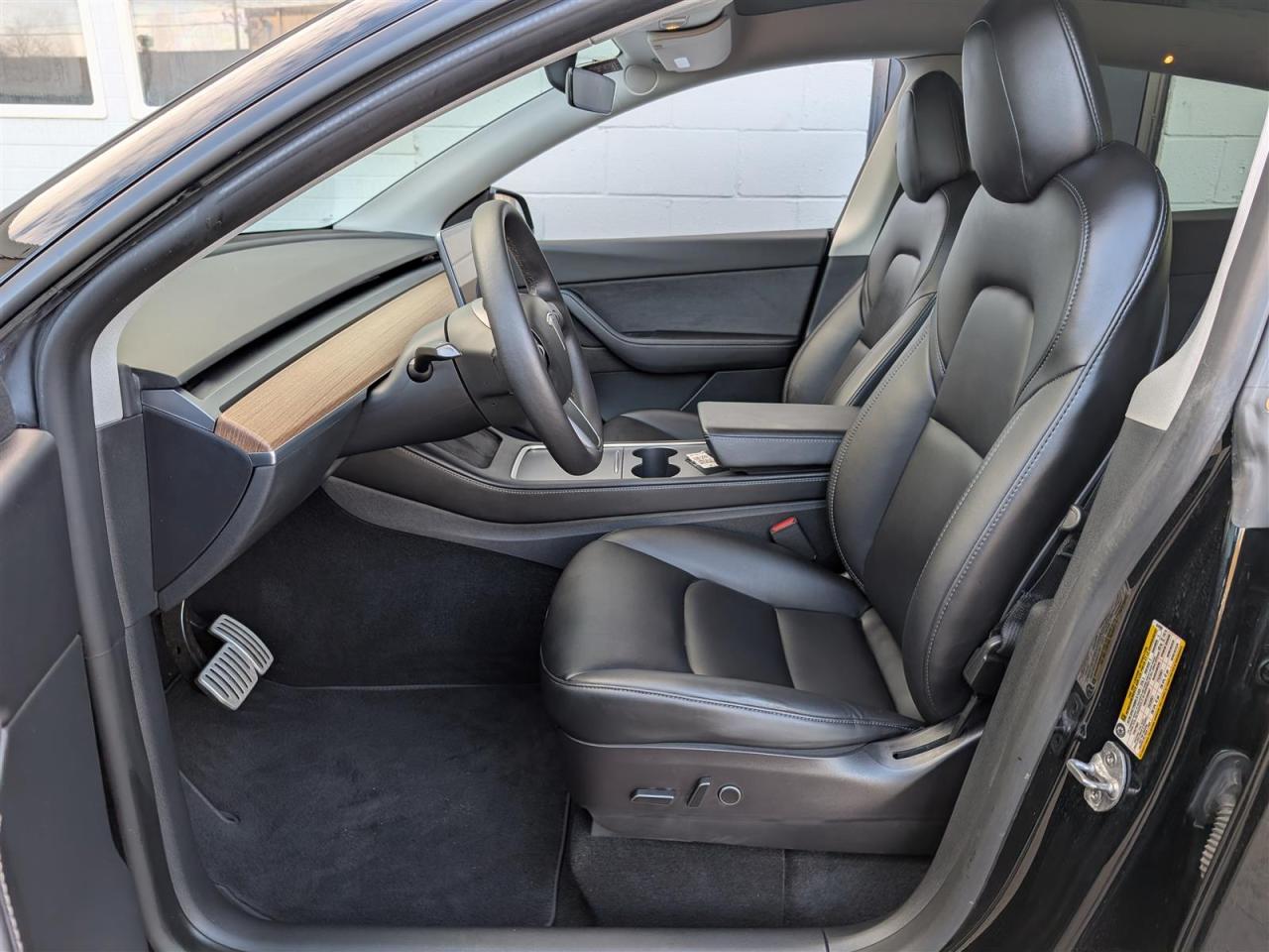 2022 Tesla Model Y PERFORMANCE AWD - DUAL MOTOR Photo