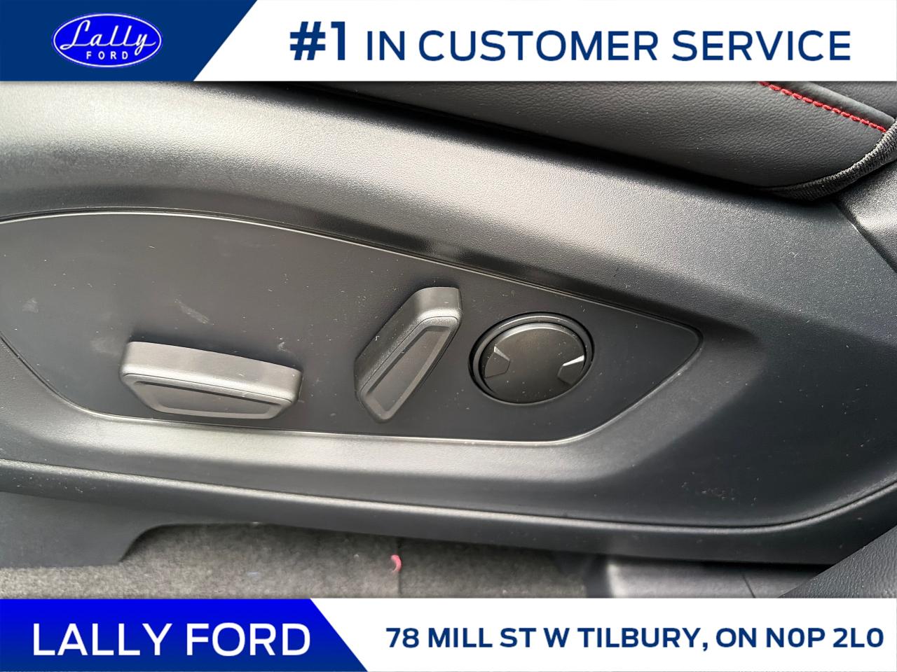 2026 Ford Explorer ST-Line Photo