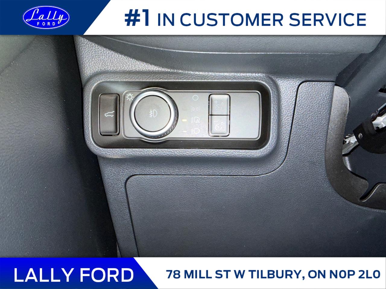 2026 Ford Explorer ST-Line Photo