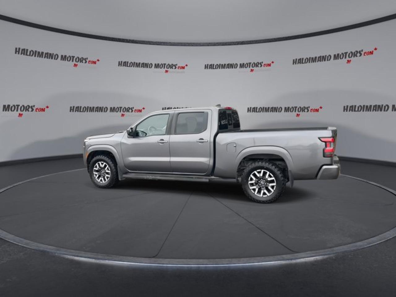 2022 Nissan Frontier SV King Cab 4x4 Photo