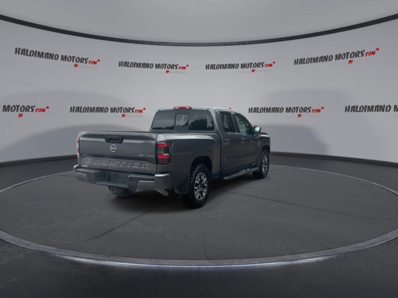 2022 Nissan Frontier SV 4X4 Photo