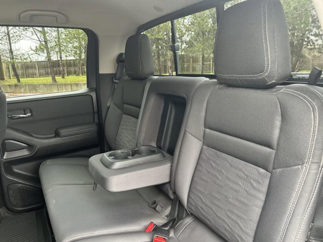 2022 Nissan Frontier SV King Cab 4x4 Photo