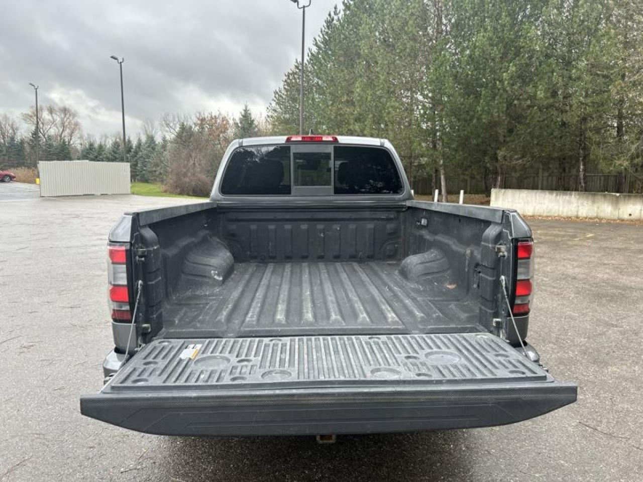 2022 Nissan Frontier SV 4X4 Photo