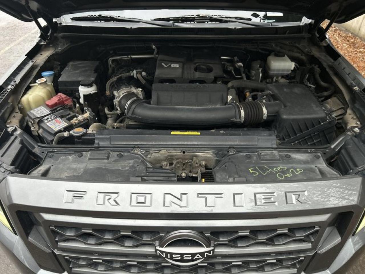 2022 Nissan Frontier SV King Cab 4x4 Photo