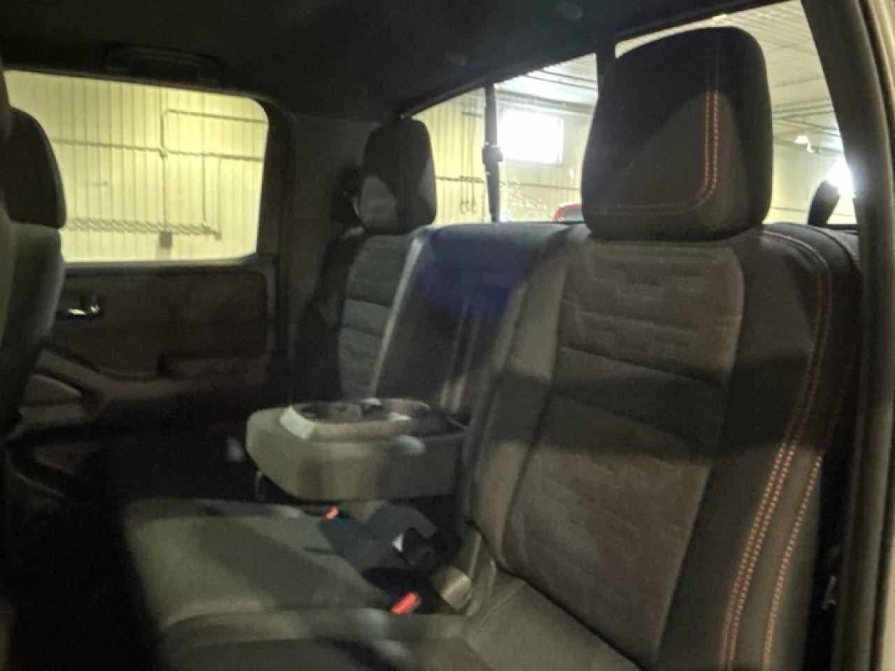 2022 Nissan Frontier PRO-4X Crew Cab 4x4 | 360 Camera | Remote Start | Heated Seats | Sunroof Photo