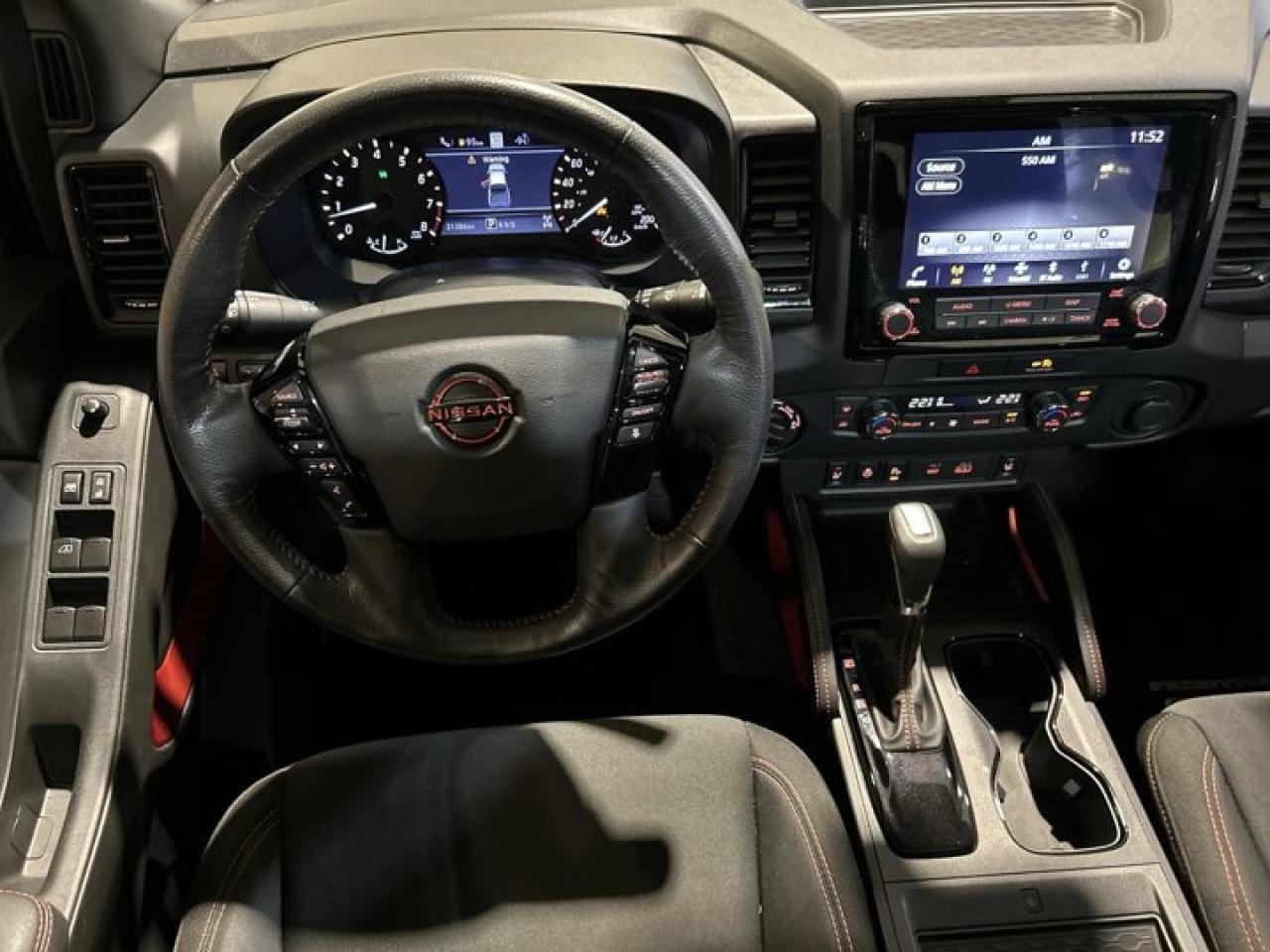 2022 Nissan Frontier PRO-4X Crew Cab 4x4 | 360 Camera | Remote Start | Heated Seats | Sunroof Photo