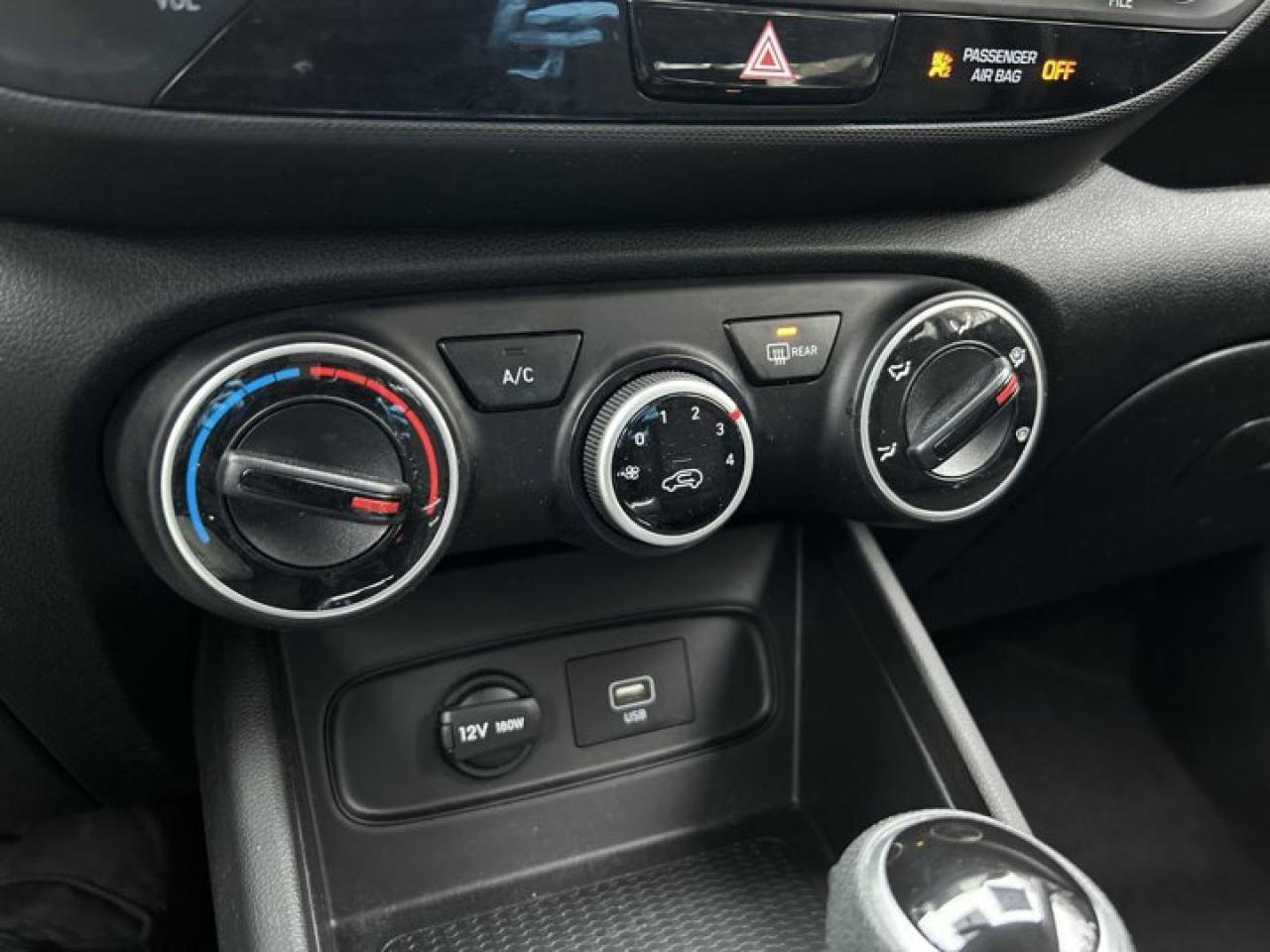 2021 Hyundai Venue Essential Photo