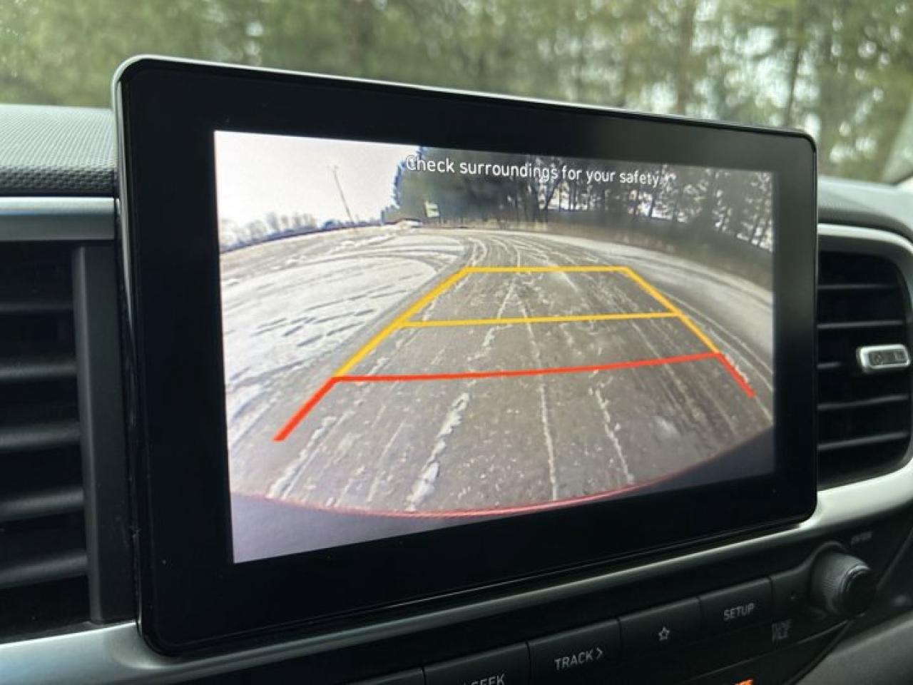 2021 Hyundai Venue Essential Photo