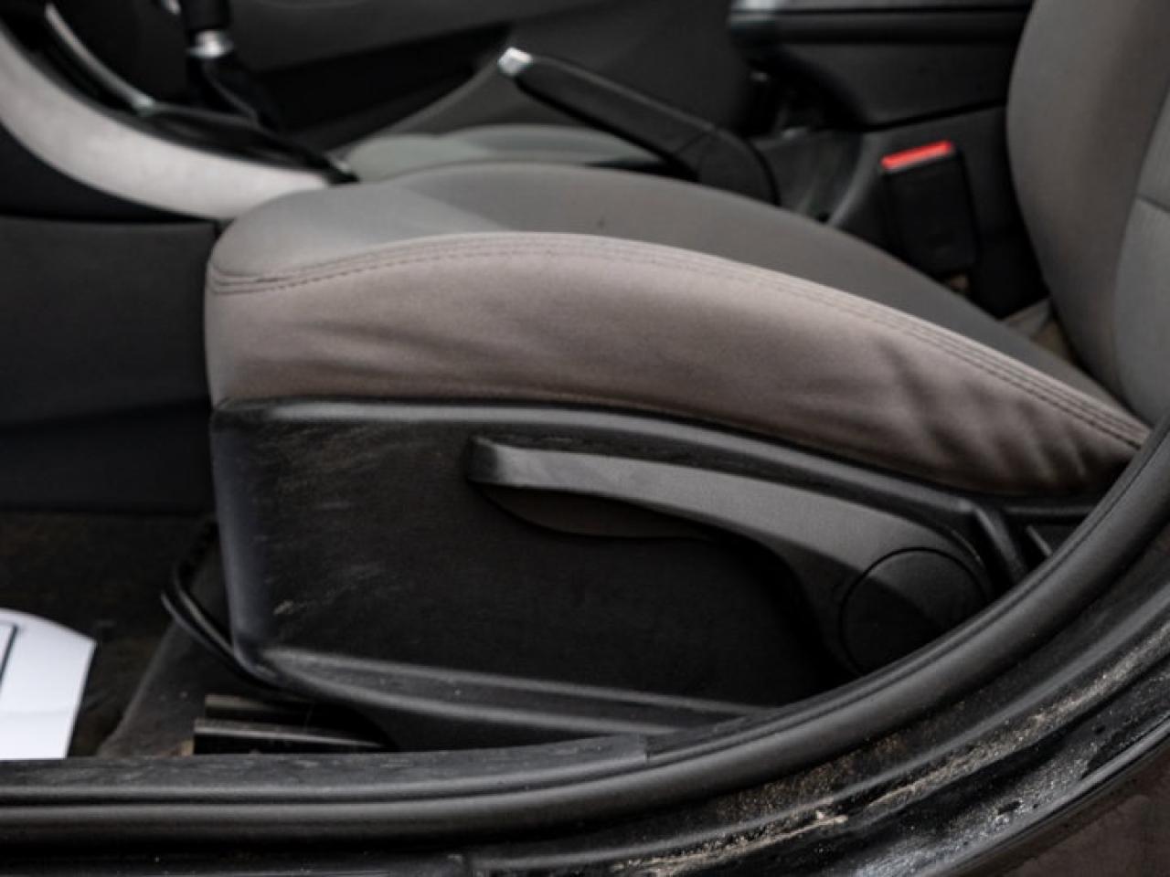 2015 Hyundai Elantra L Photo