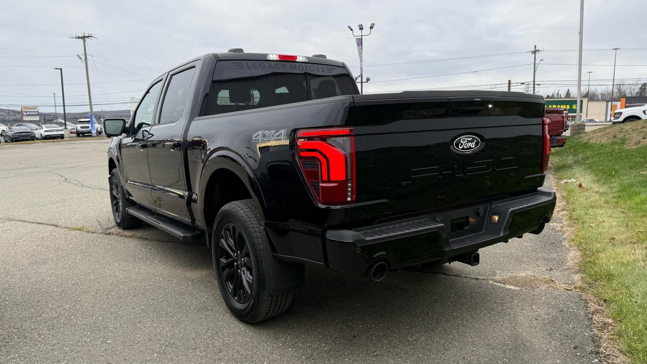 2025 Ford F-150 LARIAT® Photo