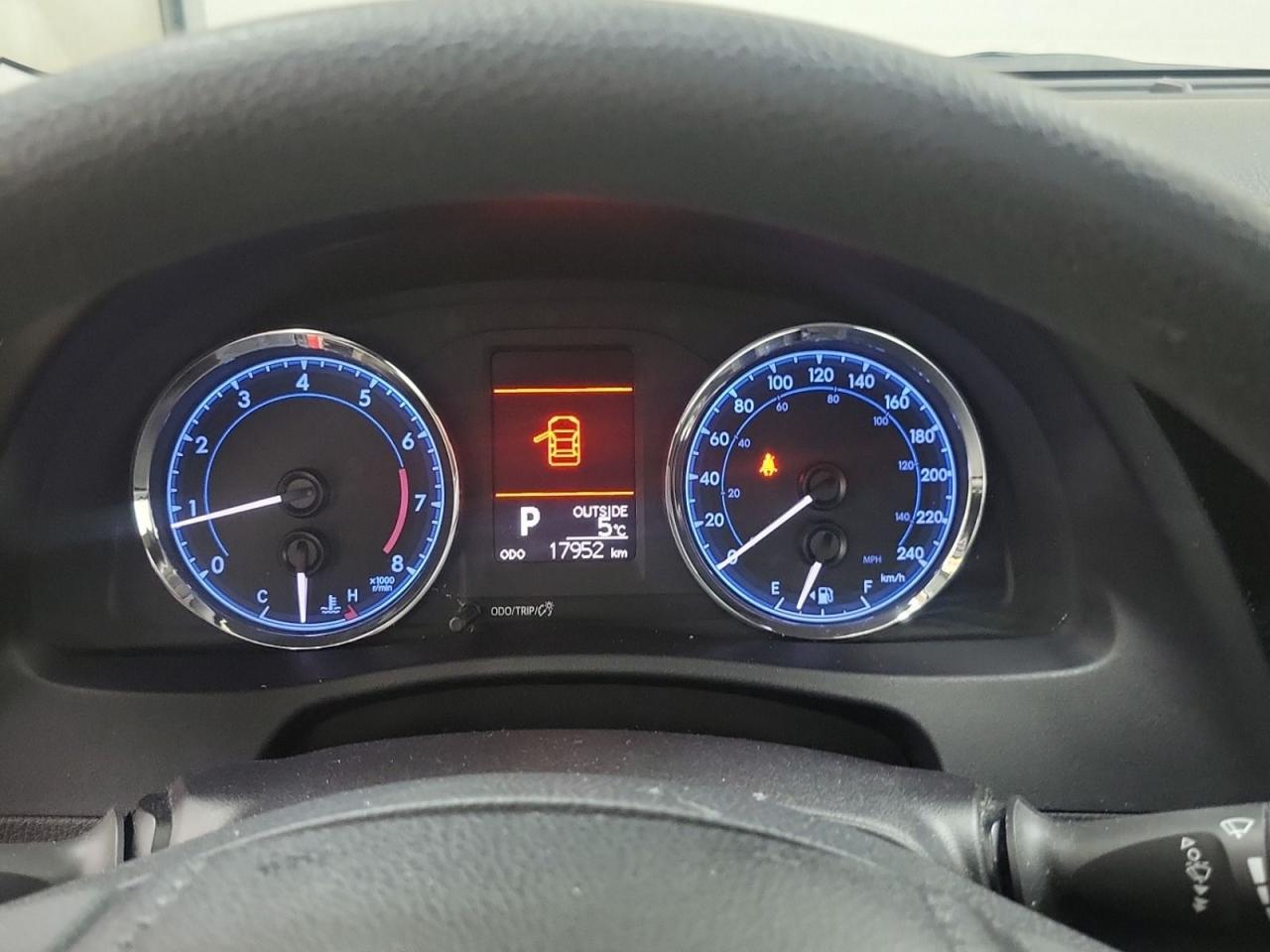 2018 Toyota Corolla LE  ONLEY 18100KMSR - Photo #5