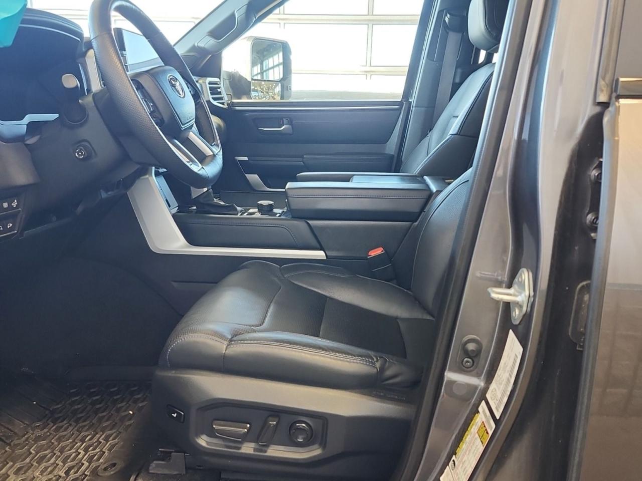 2024 Toyota Tundra Platinum - Photo #8