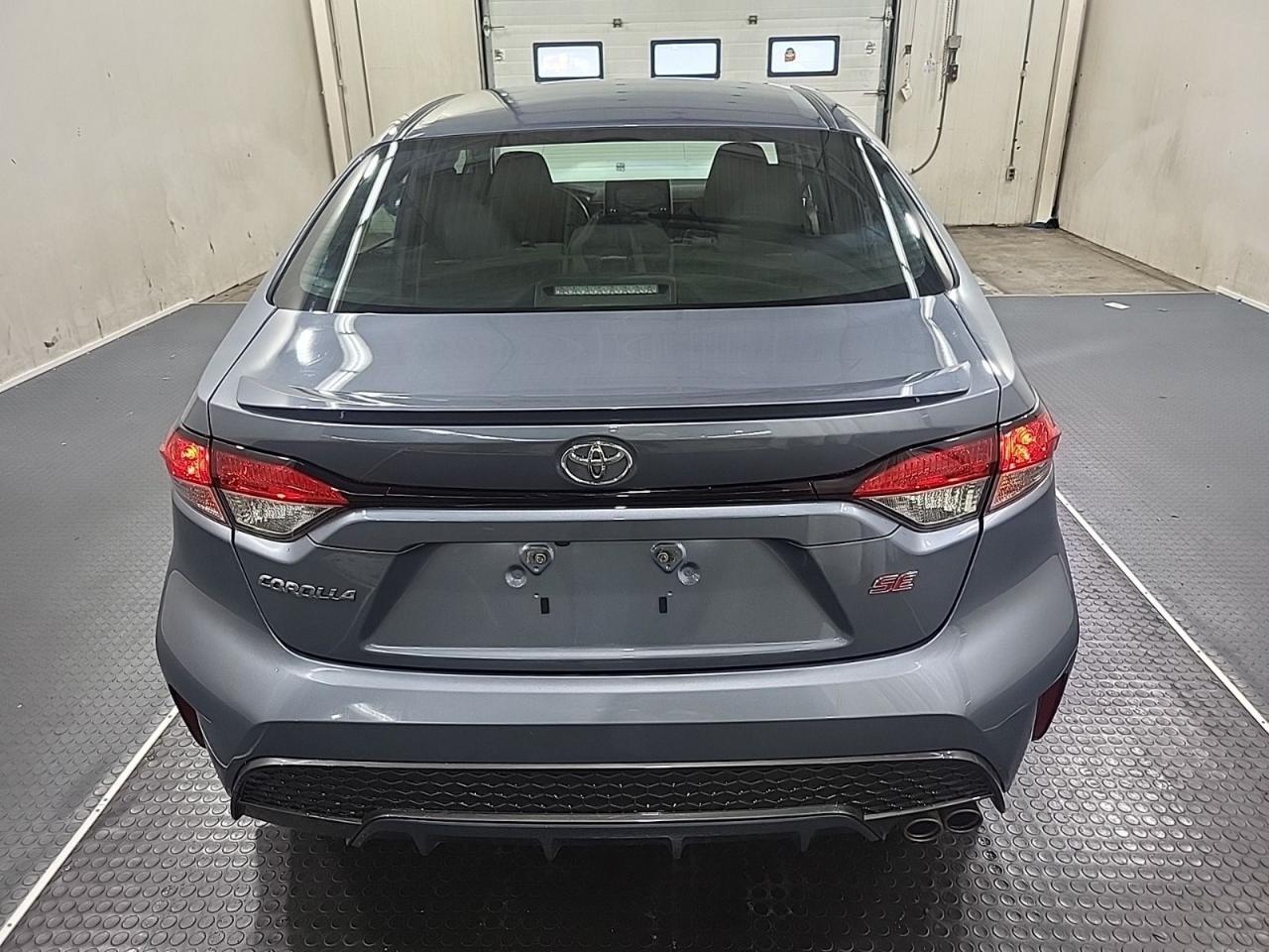 2021 Toyota Corolla SE - Photo #8