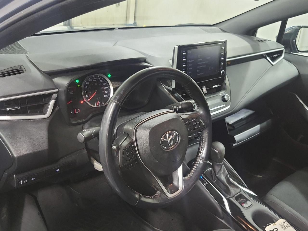 2021 Toyota Corolla SE - Photo #10