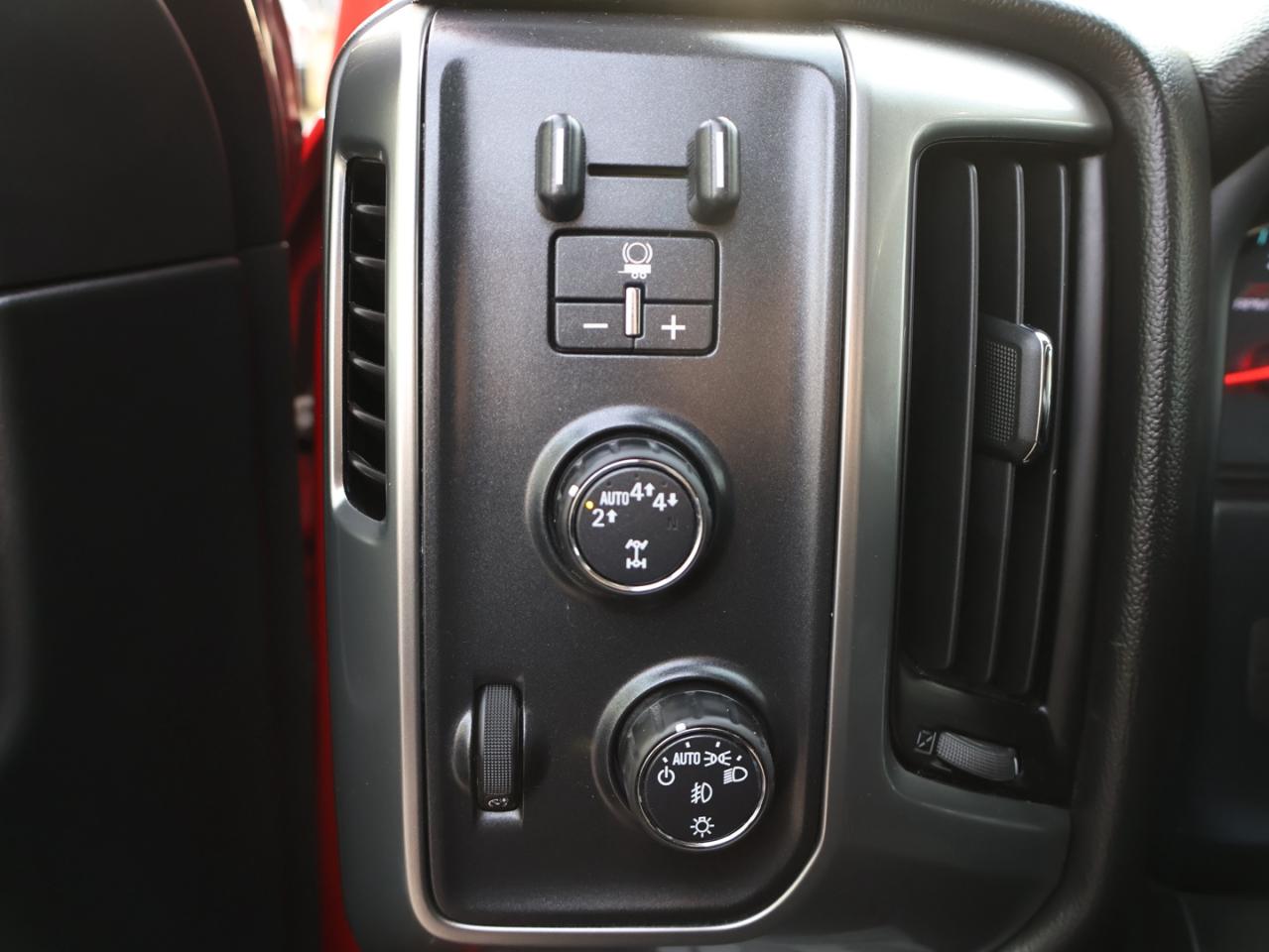 2018 Chevrolet Silverado 1500 V8 LT-Z71 CREW 4WD CERTIFIED CAMERA BLUETOOTH HEATED SEATS CRUISE ALLOYS RUNNING BOARDS - Photo #21