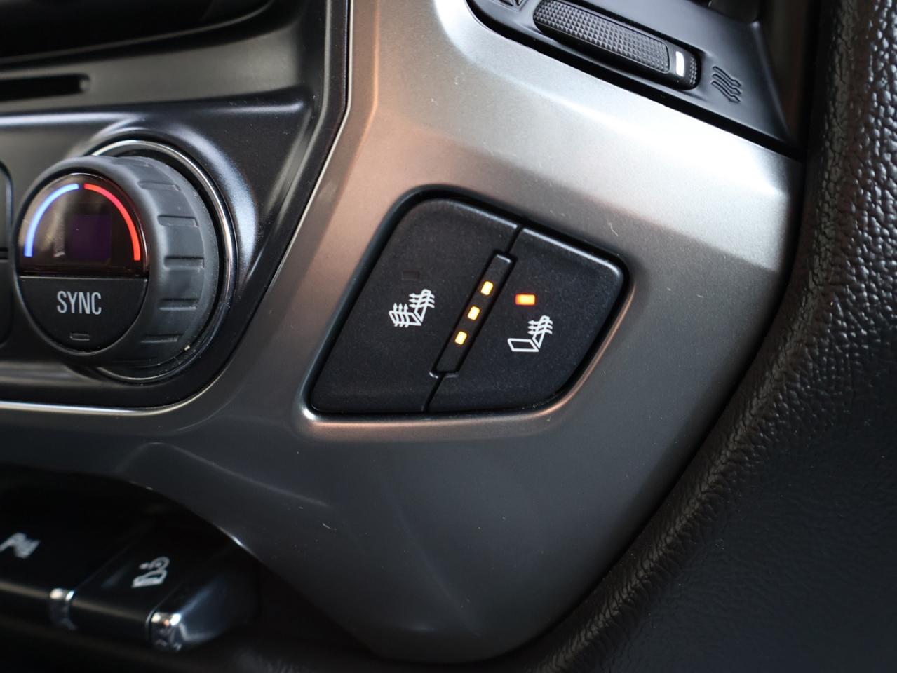 2018 Chevrolet Silverado 1500 V8 LT-Z71 CREW 4WD CERTIFIED CAMERA BLUETOOTH HEATED SEATS CRUISE ALLOYS RUNNING BOARDS - Photo #23