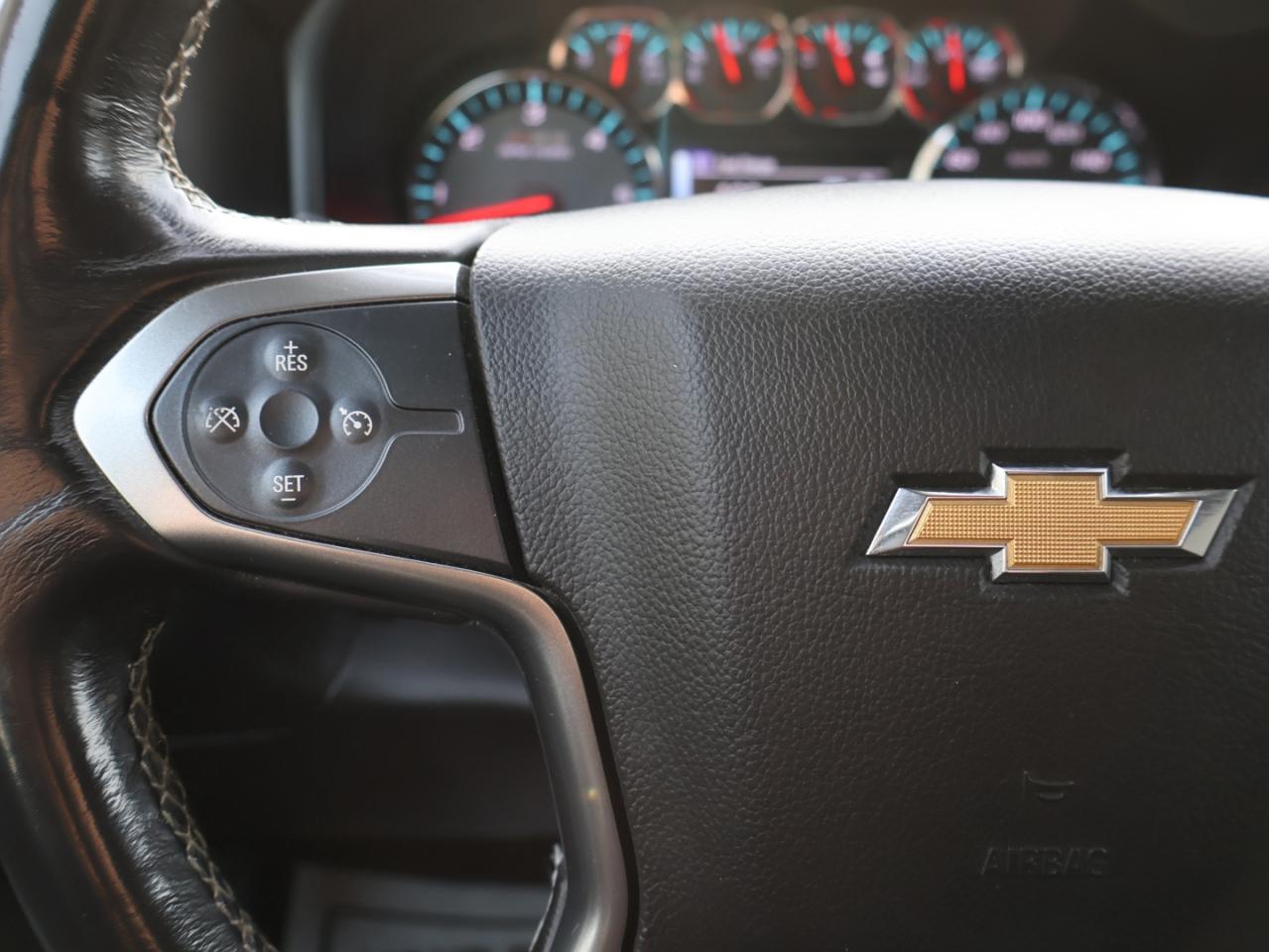 2018 Chevrolet Silverado 1500 V8 LT-Z71 CREW 4WD CERTIFIED CAMERA BLUETOOTH HEATED SEATS CRUISE ALLOYS RUNNING BOARDS - Photo #30