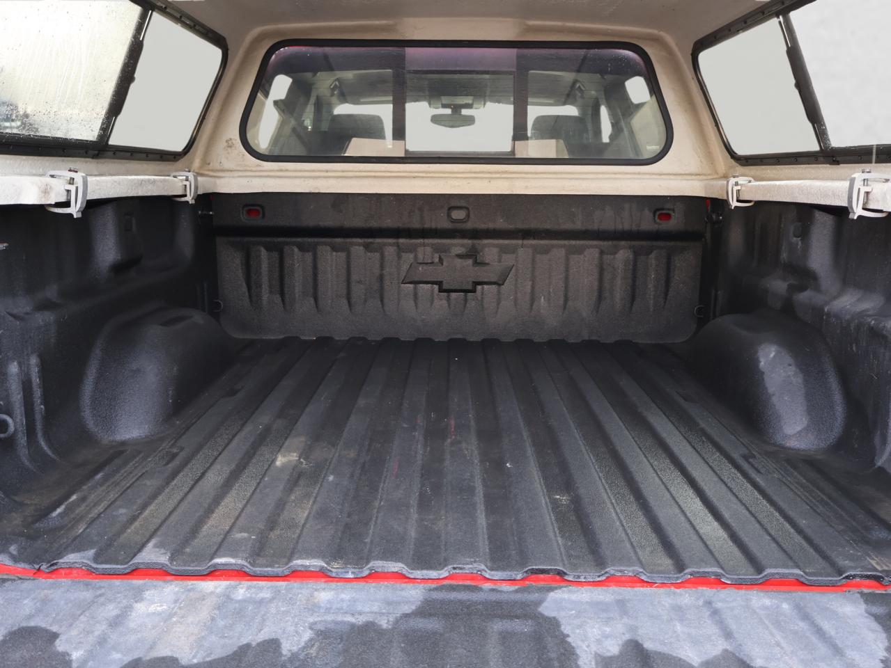 2018 Chevrolet Silverado 1500 V8 LT-Z71 CREW 4WD CERTIFIED CAMERA BLUETOOTH HEATED SEATS CRUISE ALLOYS RUNNING BOARDS Photo