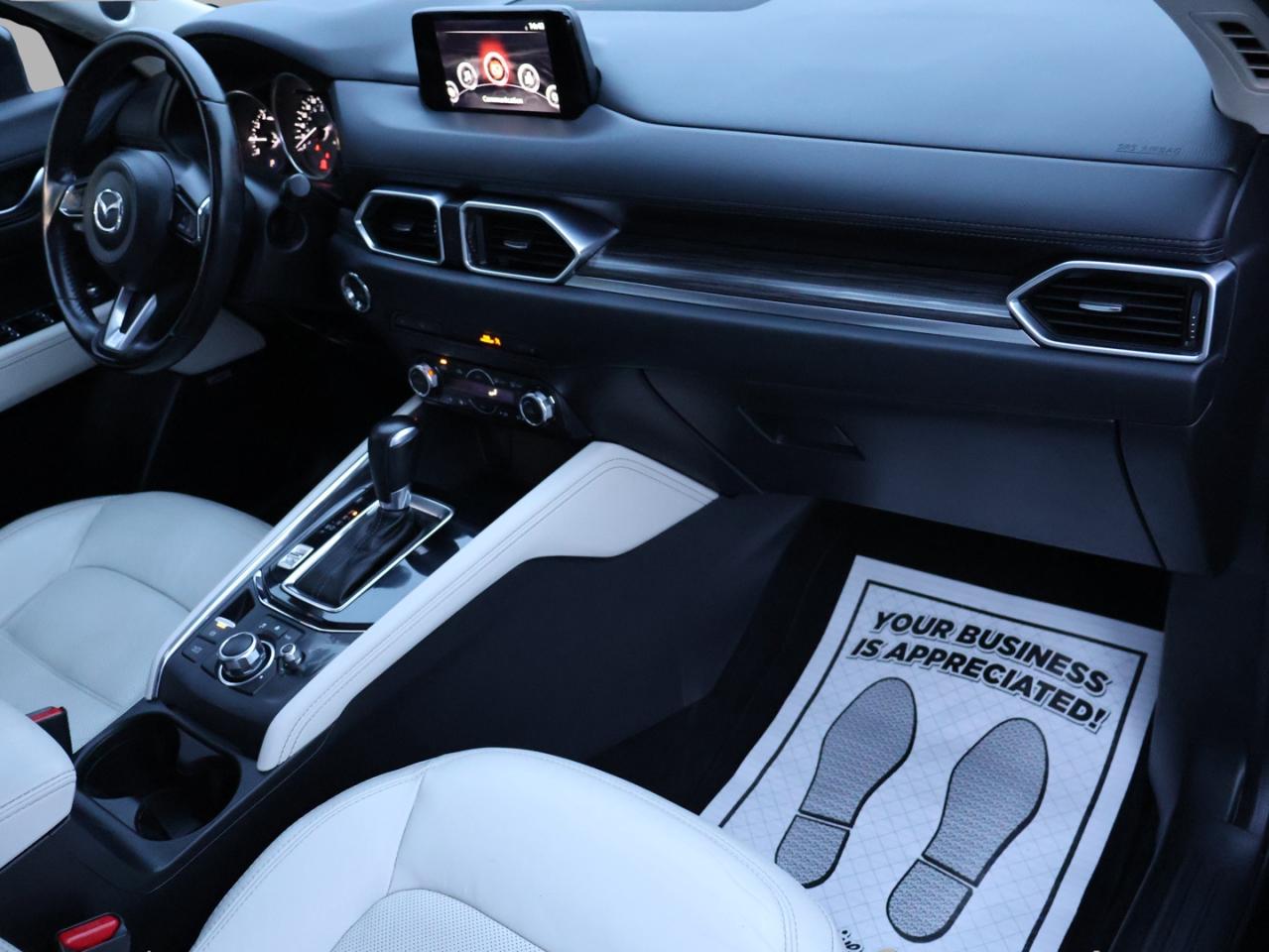 2018 Mazda CX-5 GT AWD CERTIFIED *1 OWNER* CAMERA NAV BLUETOOTH LEATHER HEATED SEATS SUNROOF CRUISE ALLOYS - Photo #12