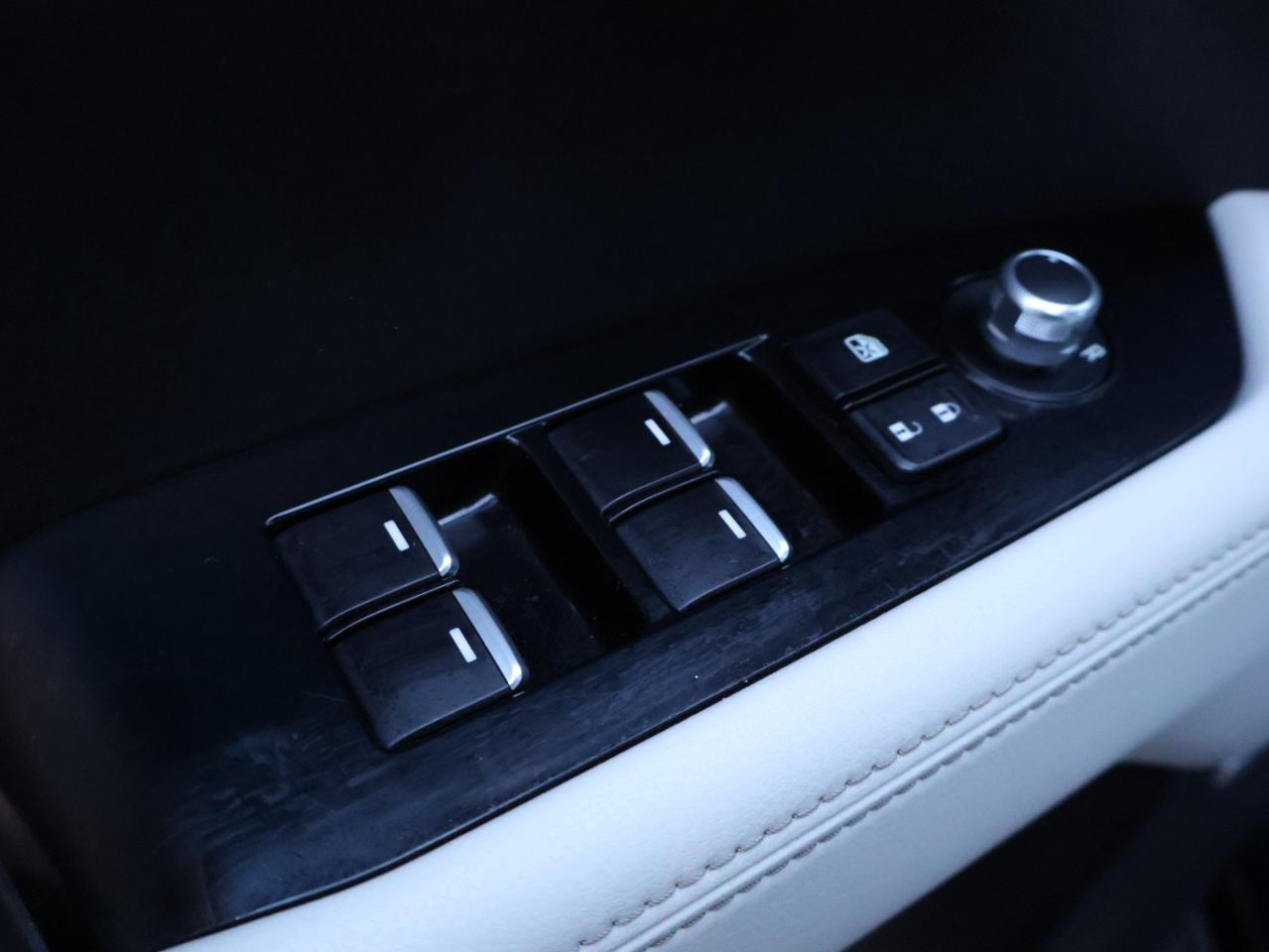 2018 Mazda CX-5 GT AWD CERTIFIED *1 OWNER* CAMERA NAV BLUETOOTH LEATHER HEATED SEATS SUNROOF CRUISE ALLOYS - Photo #24