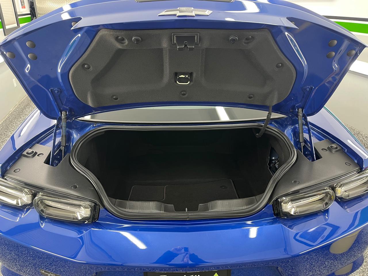 2019 Chevrolet Camaro 1LT - Photo #17