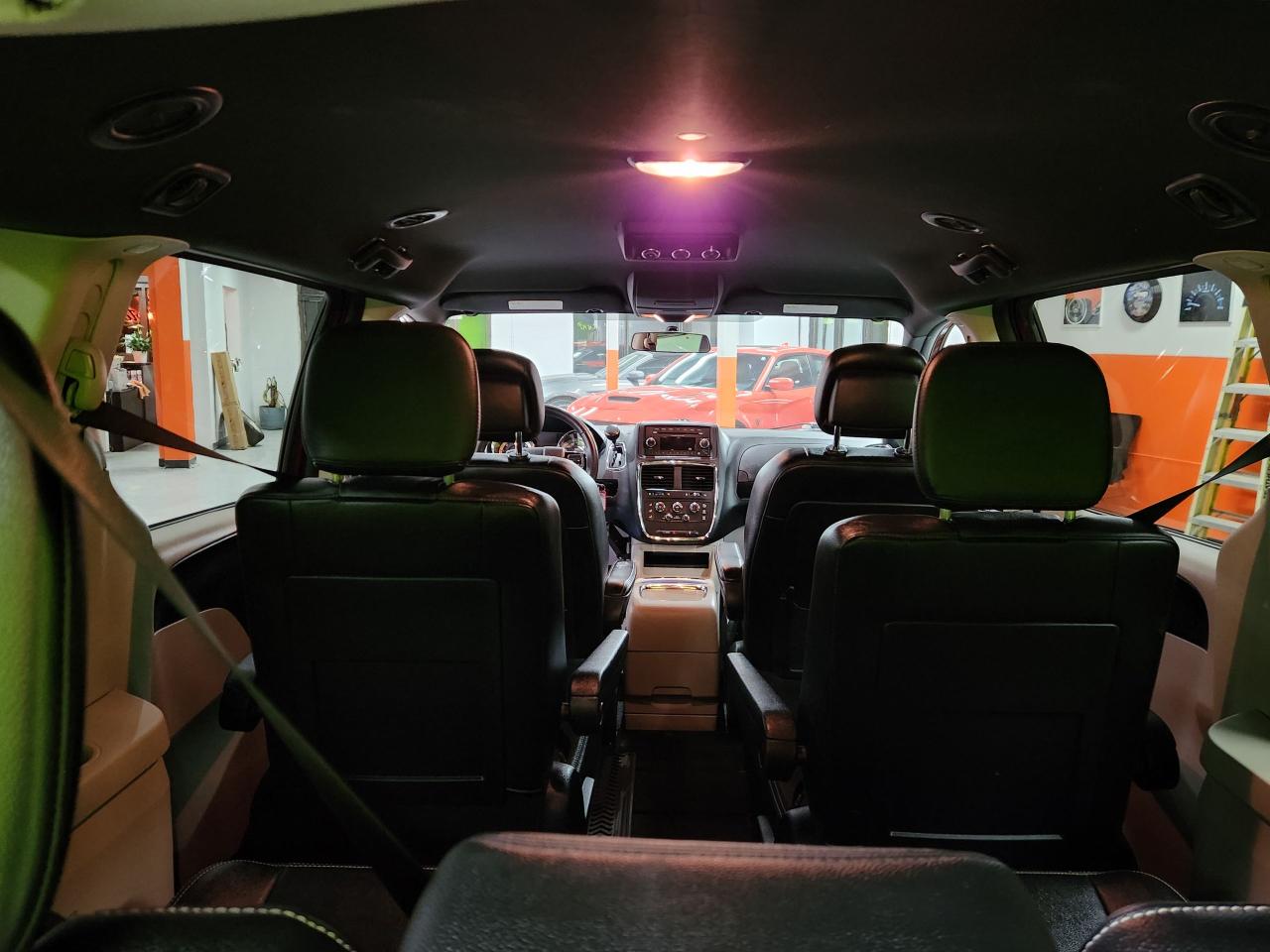 2014 Dodge Grand Caravan 30th Anniversary Alloy Wheels Fog Lights Hitch Photo