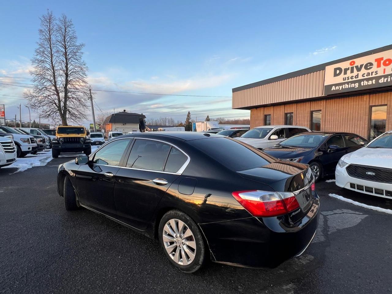 2014 Honda Accord EX-L Photo2