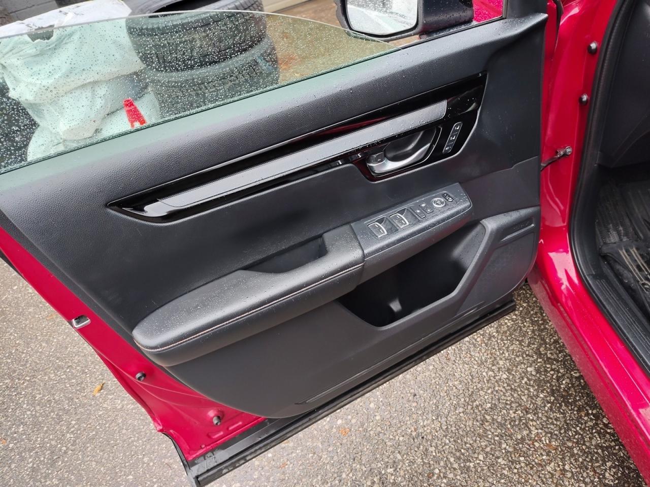 2024 Honda CR-V Touring Photo