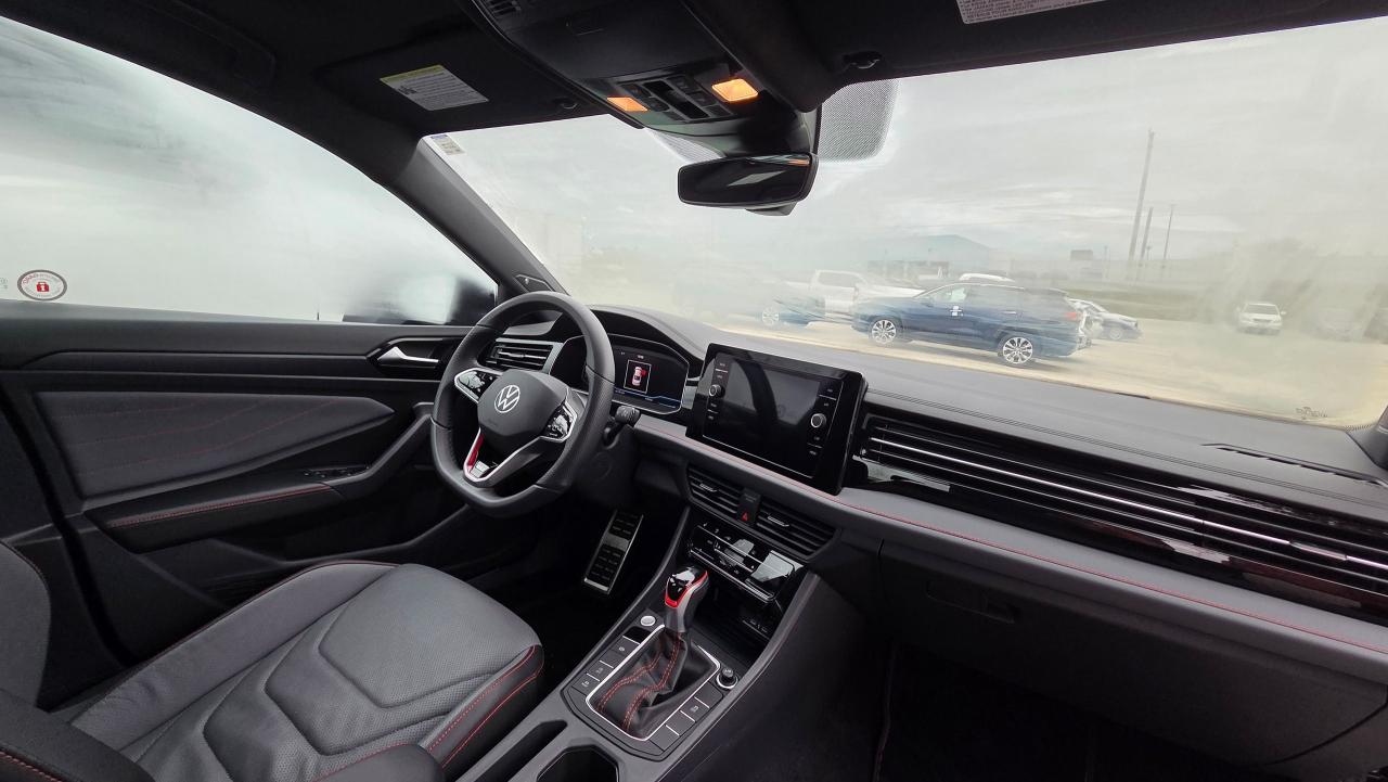 2025 Volkswagen Jetta GLI Autobahn - Photo #7
