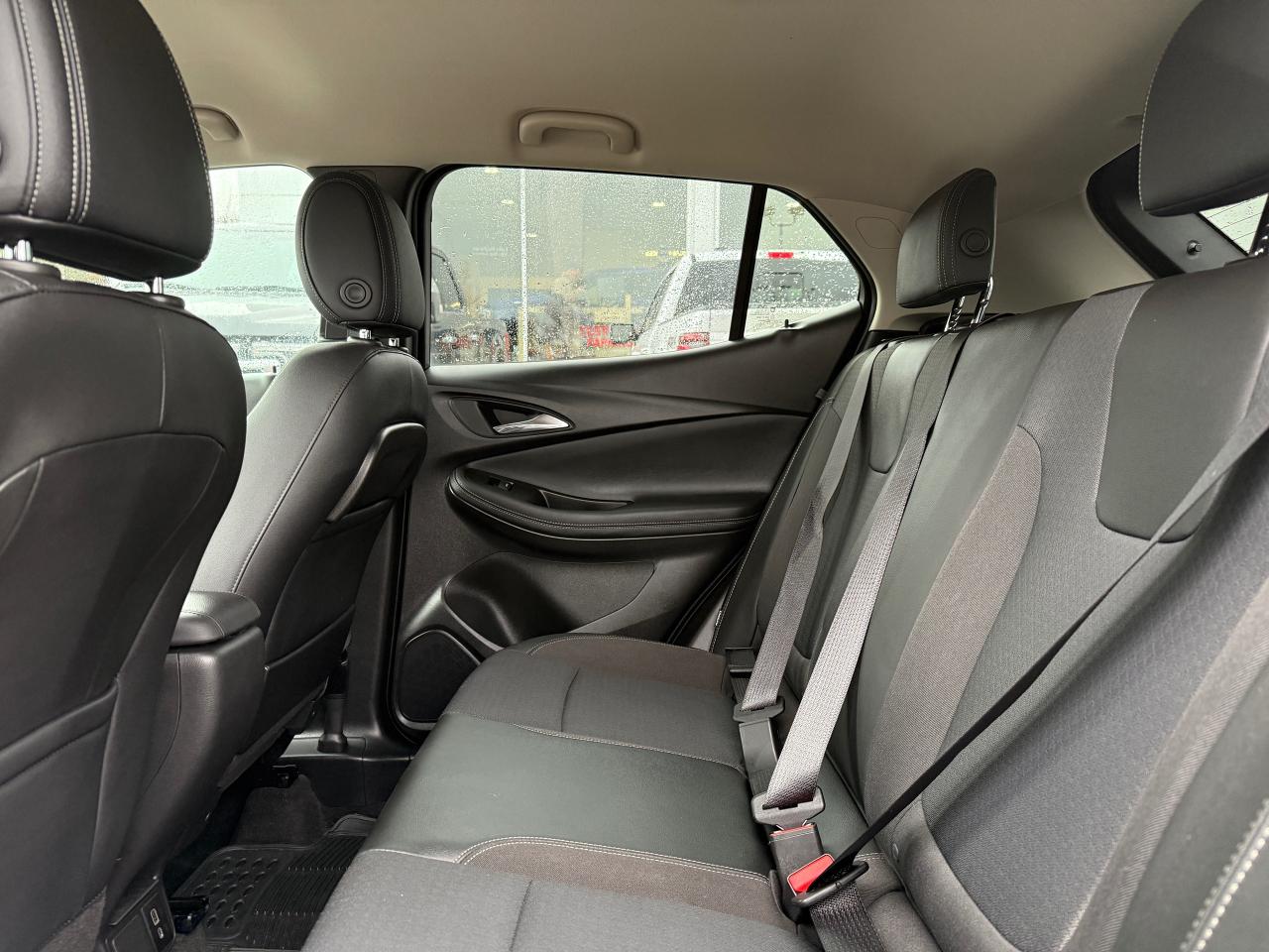 2021 Buick Encore GX Preferred Photo5