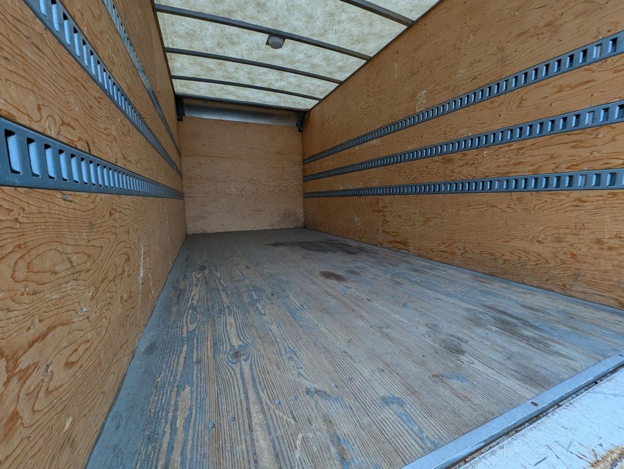 2016 Ford Transit T-350 HD BOX VAN | NO ACCIDENTS | MANITOBA VEHICLE - Photo #7