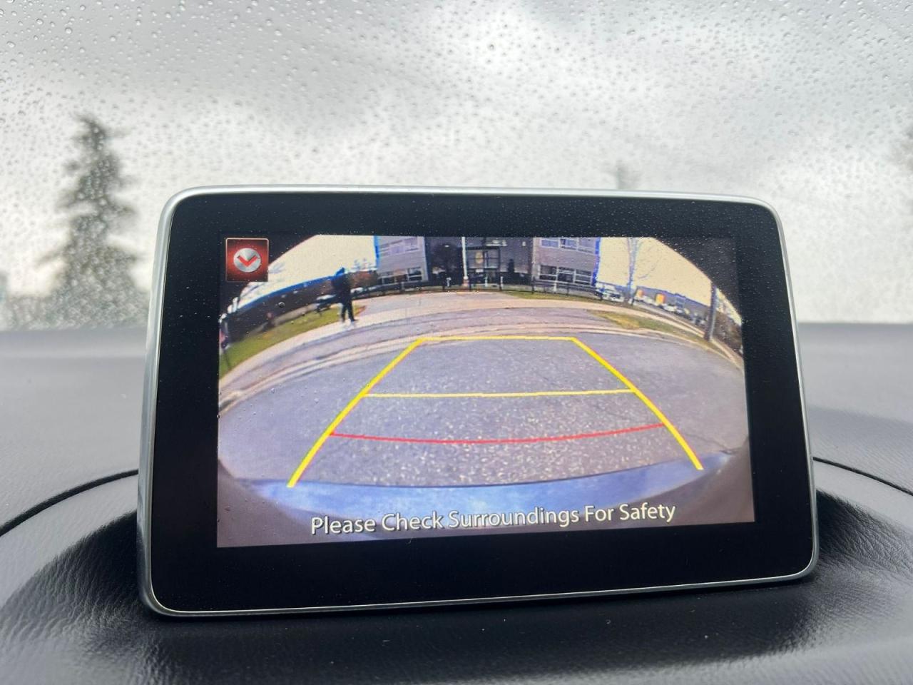 2014 Mazda MAZDA3 GS-SKY Photo3