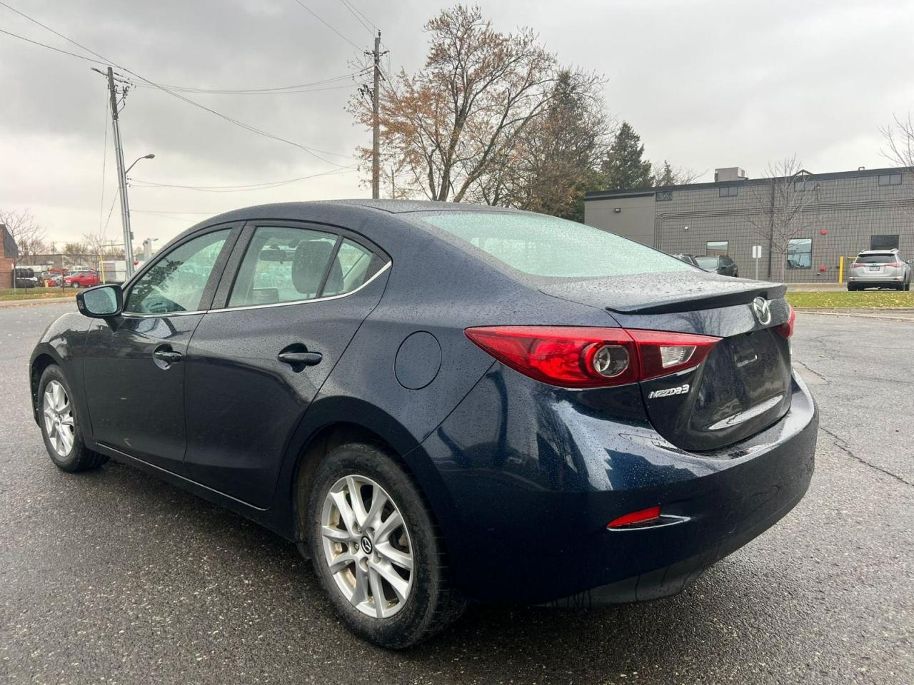 2014 Mazda MAZDA3 GS-SKY Photo