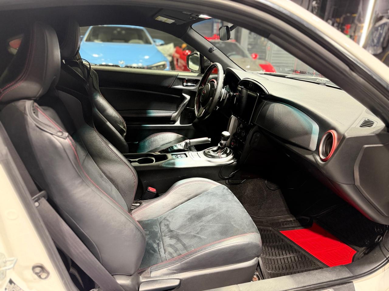 2015 Subaru BRZ 2dr Cpe Auto Sport-tech - Photo #10