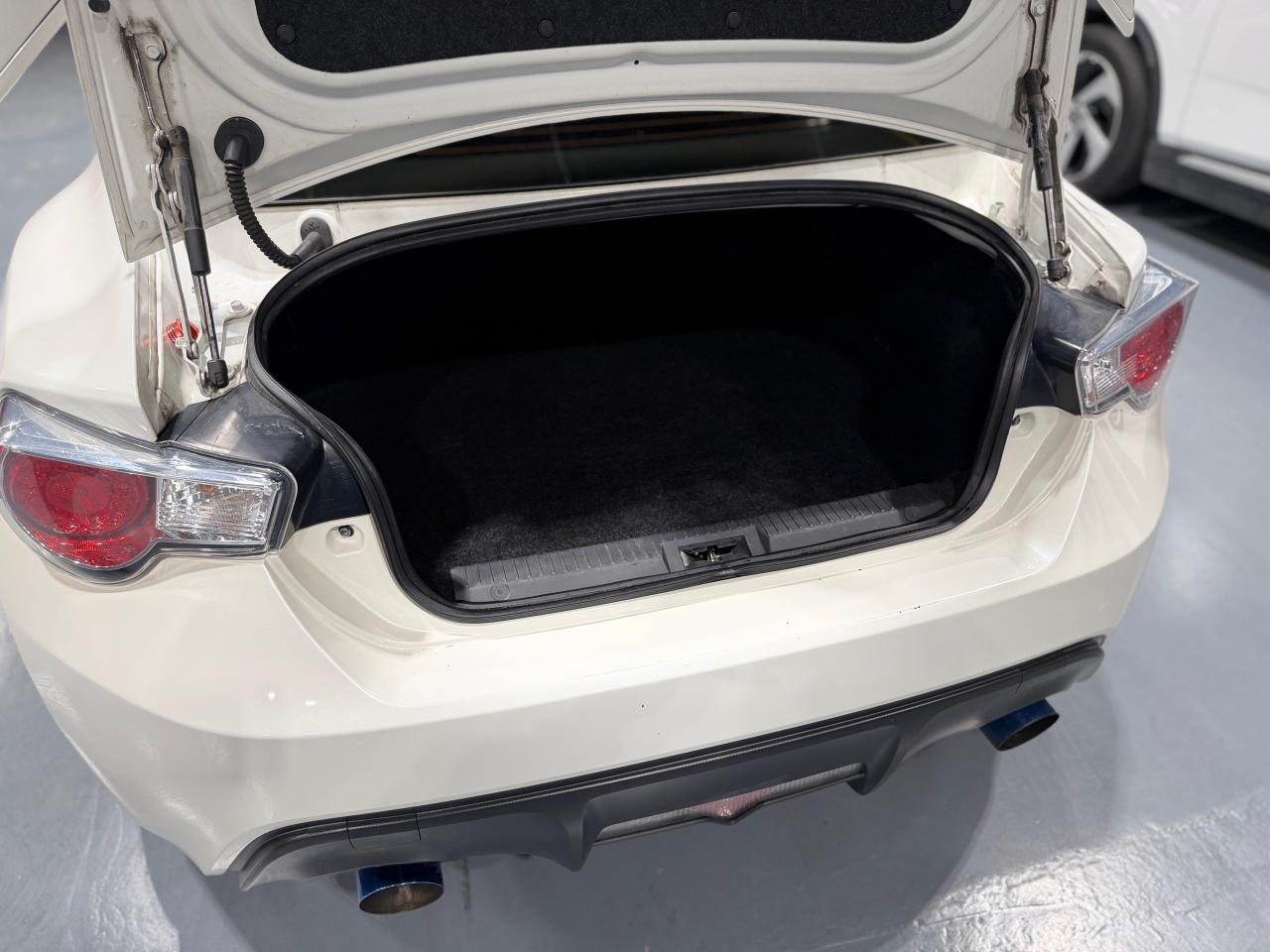 2015 Subaru BRZ 2dr Cpe Auto Sport-tech - Photo #8