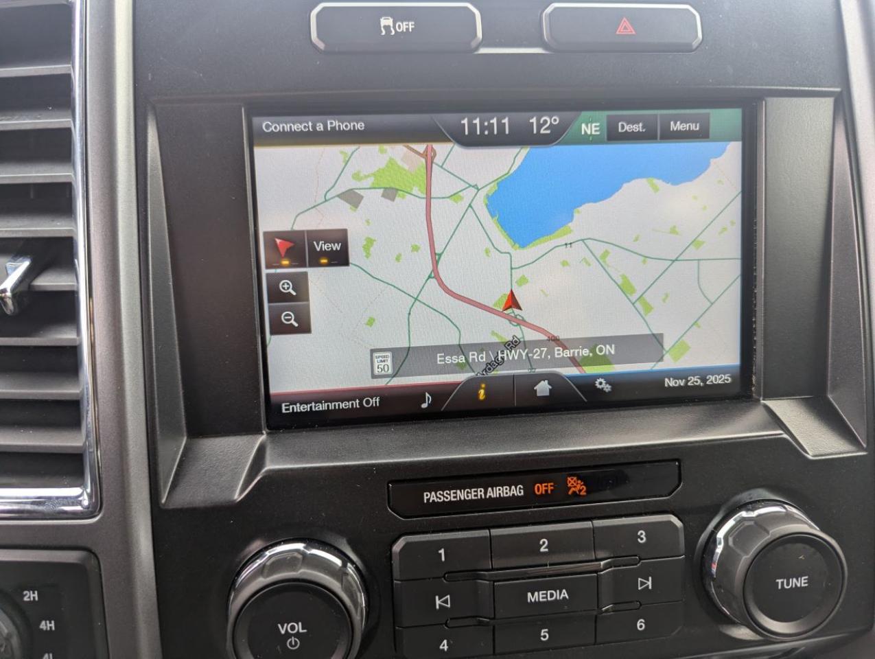 2015 Ford F-150 XLT CREW CAB XTR WITH 5.0L COYOTE V8!! Photo