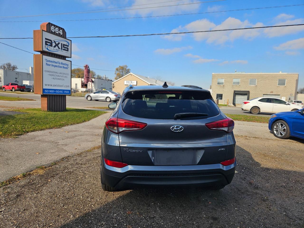 2016 Hyundai Tucson Luxury Photo3