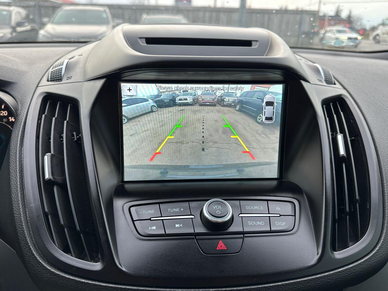 2018 Ford Escape SEL - Photo #16