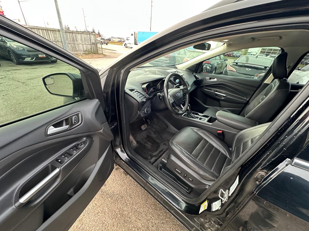 2018 Ford Escape SEL - Photo #11