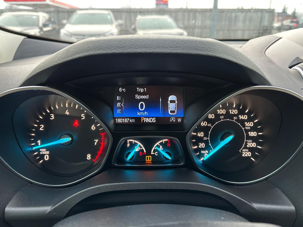 2018 Ford Escape SEL - Photo #17