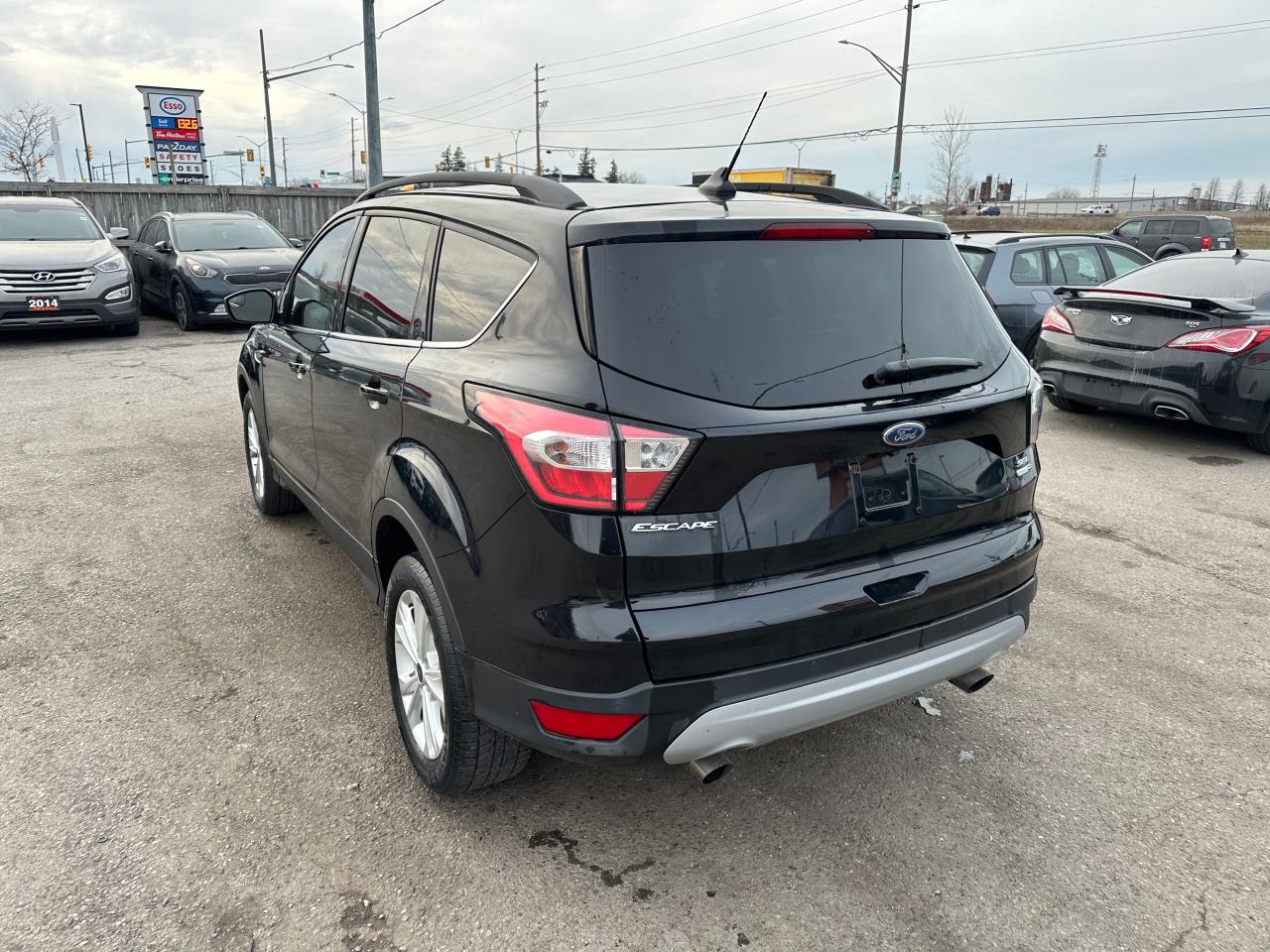 2018 Ford Escape SEL - Photo #3