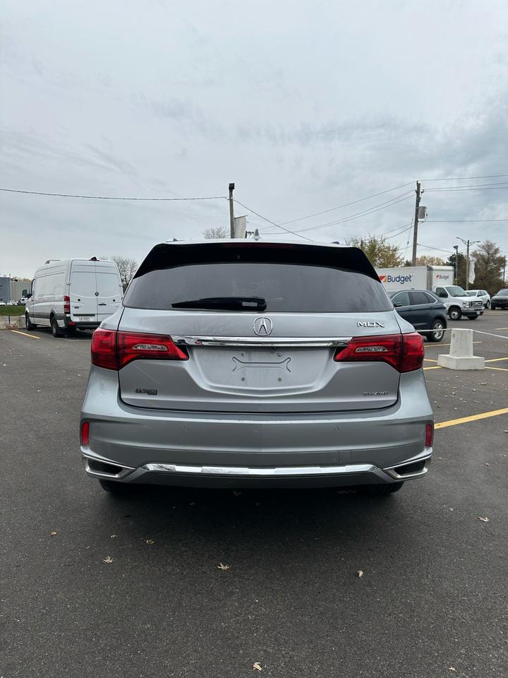 2017 Acura MDX Elite 6 Passenger Pkg Photo