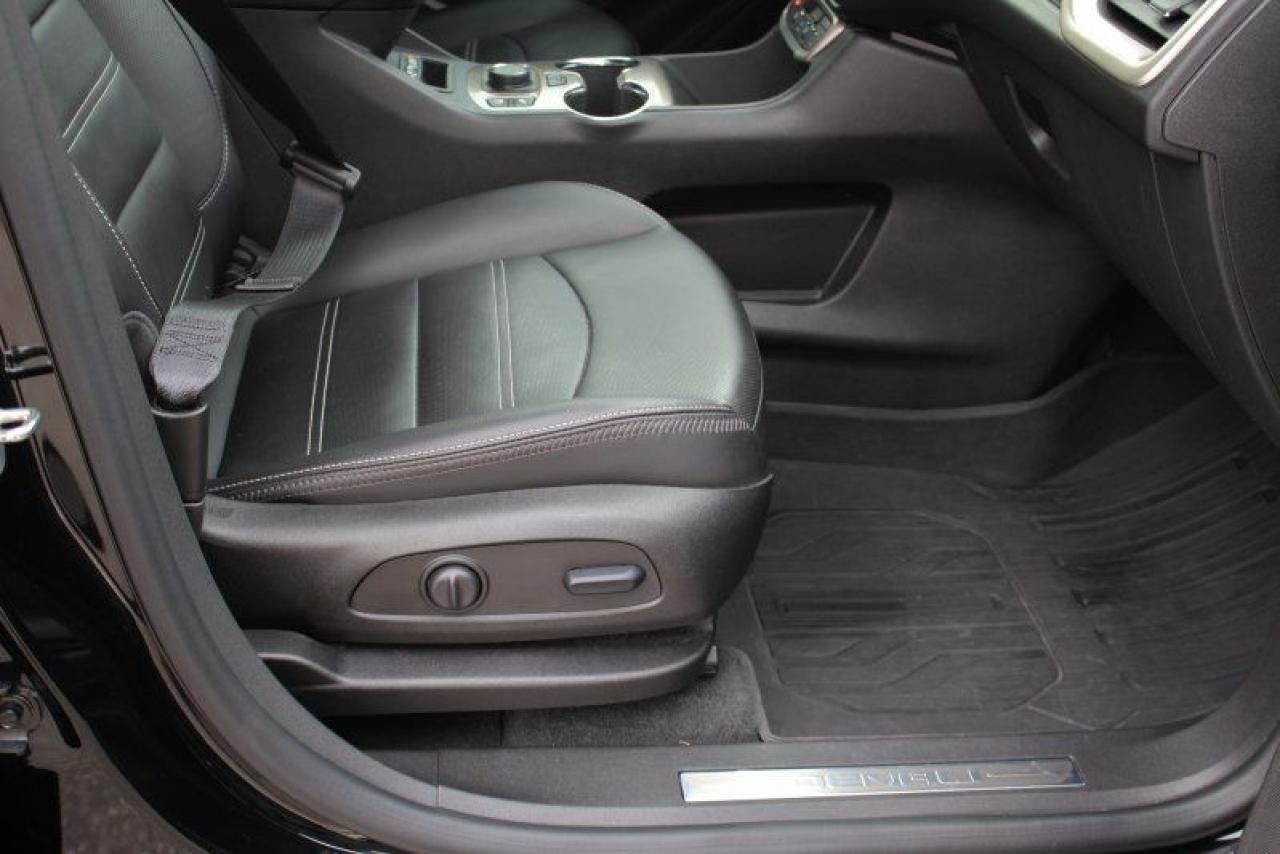 2024 GMC Terrain Denali*Low Ks*AWD*Heated Leather*Moon Roof*CarPlay - Photo #18