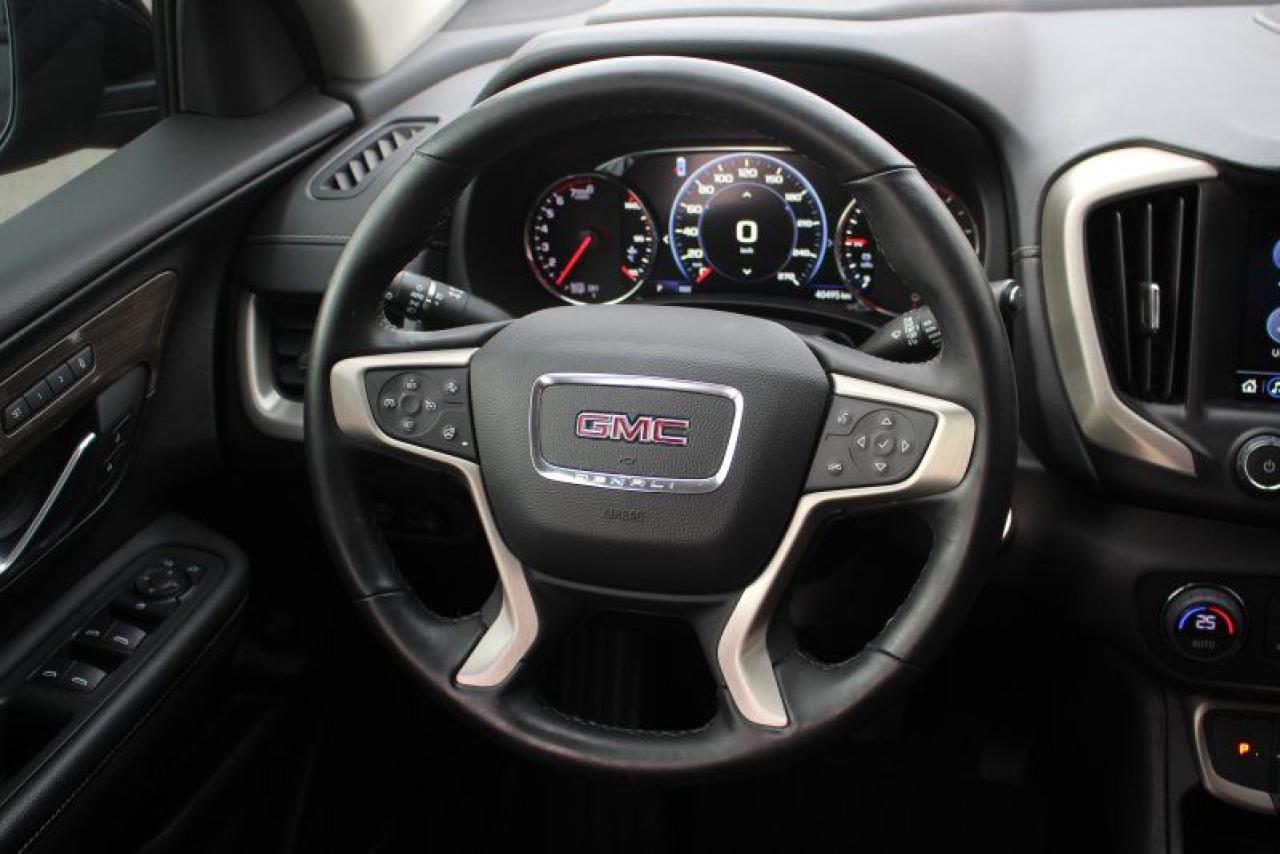 2024 GMC Terrain Denali*Low Ks*AWD*Heated Leather*Moon Roof*CarPlay Photo