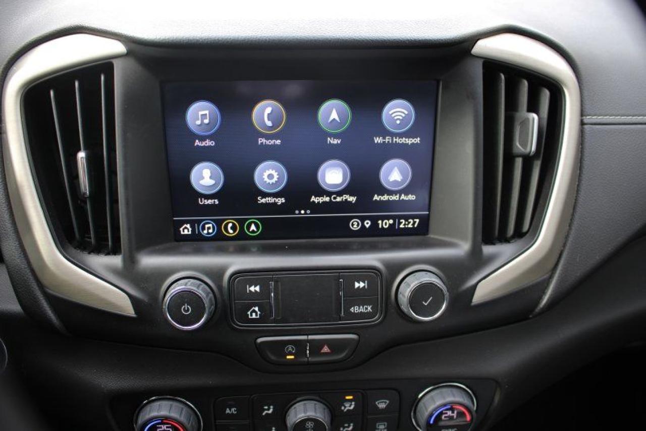 2024 GMC Terrain Denali*Low Ks*AWD*Heated Leather*Moon Roof*CarPlay Photo